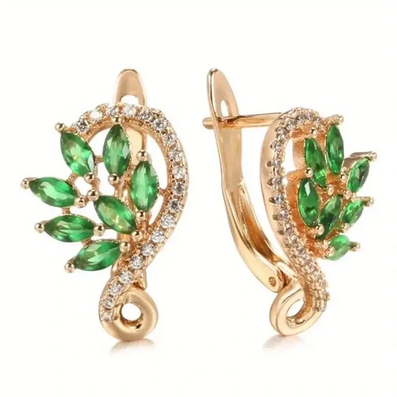 Elegant Gold and Green Leaf Earrings. - Picture 1 of 5